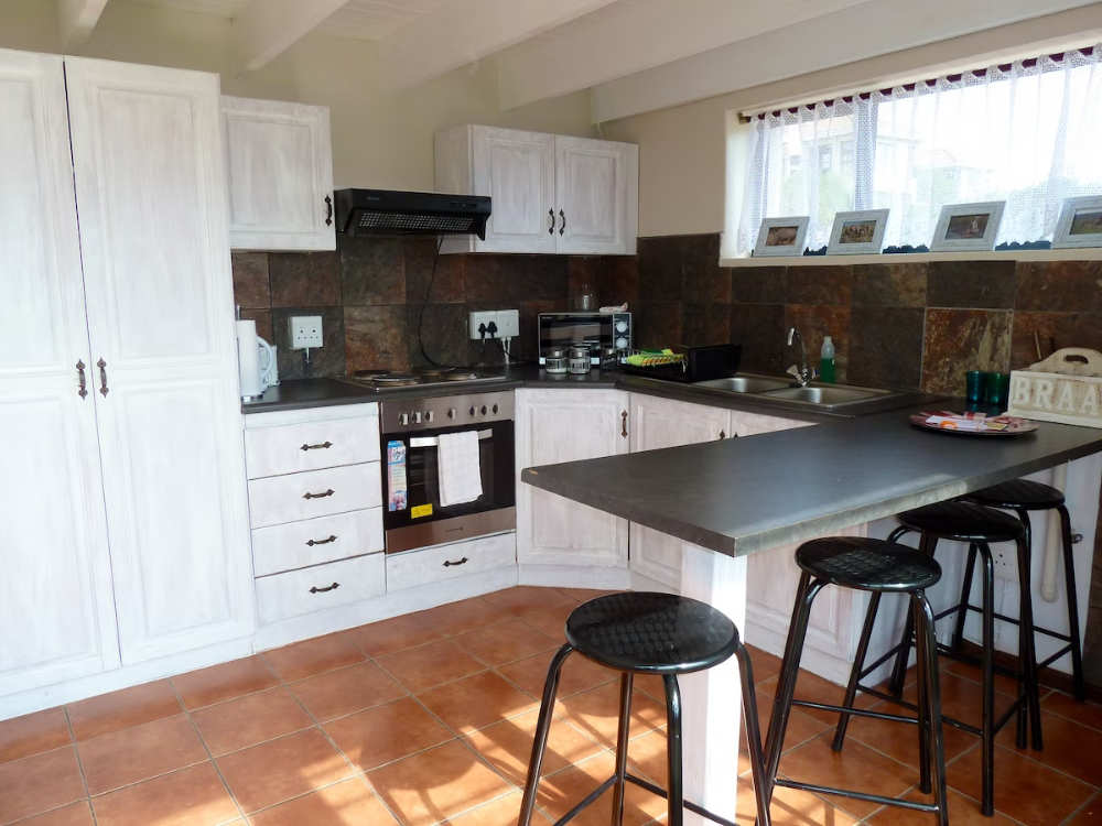 Flat Kitchen - Orlalas Hartenbos self-catering accommodation - Self Catering Flat
