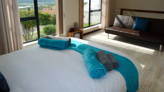 Orlalas Hartenbos self-catering accommodation - Self Catering Flat